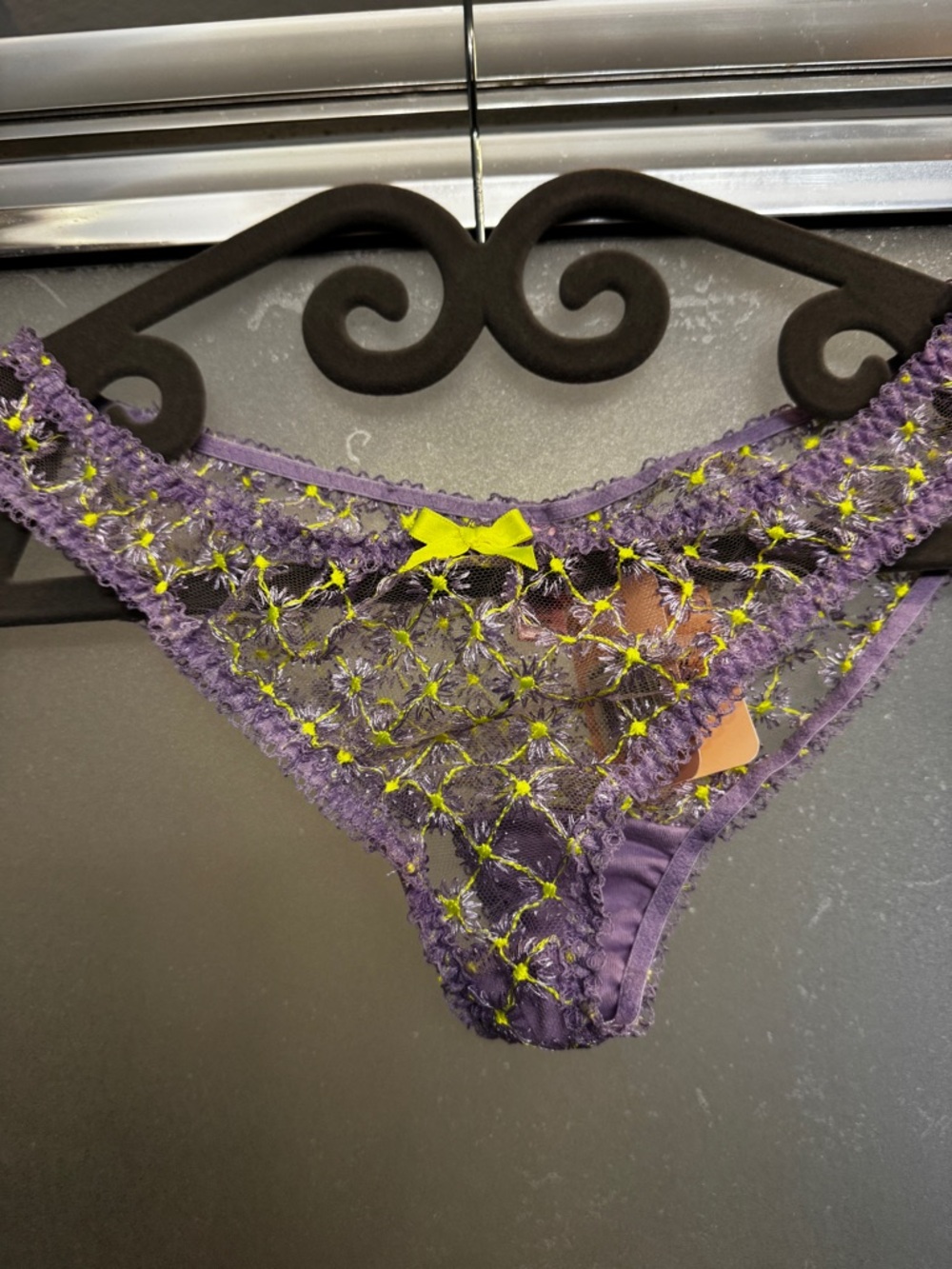 Agent Provocateur 34 D Nancee Purple Lace Underwire Bra with Lime brief 4 - Picture 5 of 6